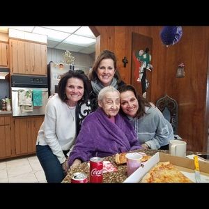 Meet your Posher, Donna